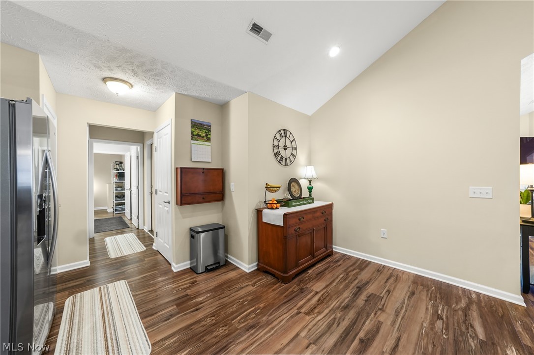 1942 Woods Drive Streetsboro OH 44241