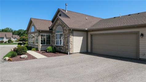 1942 Woods Drive Streetsboro OH 44241