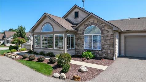 1942 Woods Drive Streetsboro OH 44241