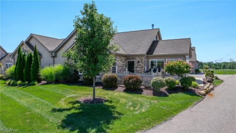 1942 Woods Drive Streetsboro OH 44241