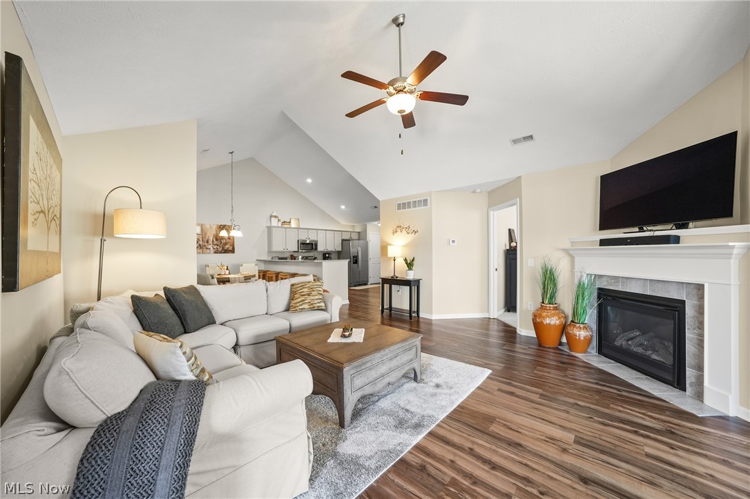 1942 Woods Drive Streetsboro OH 44241