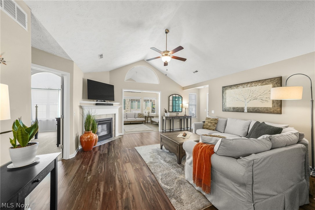 1942 Woods Drive Streetsboro OH 44241