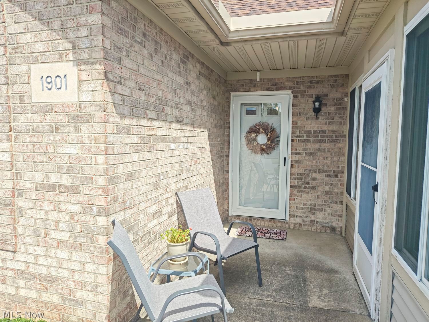 695 E Western Reserve Road Poland OH 44514