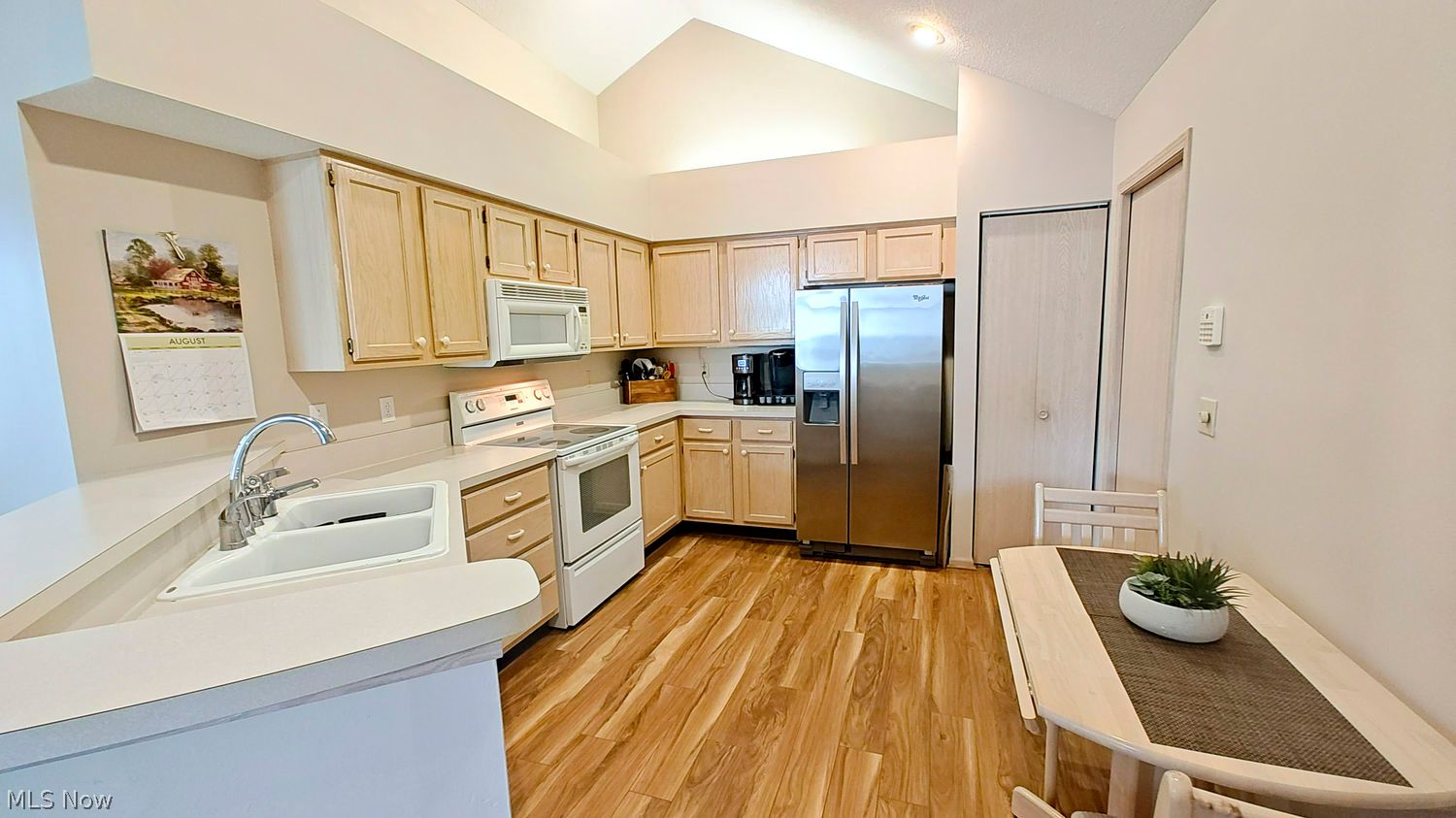 695 E Western Reserve Road Poland OH 44514