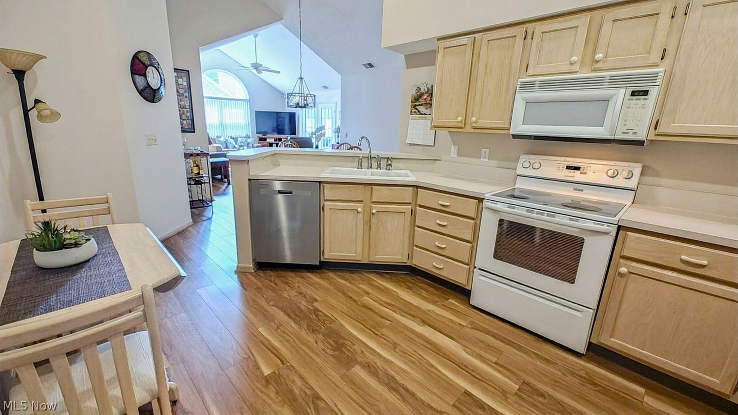 695 E Western Reserve Road Poland OH 44514