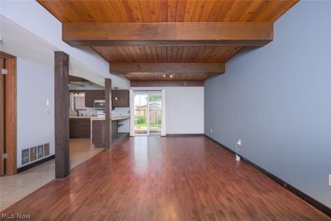 6235 Gladys Street Ravenna OH 44266