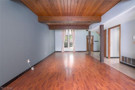 6235 Gladys Street Ravenna OH 44266