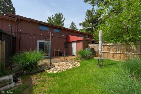 6235 Gladys Street Ravenna OH 44266