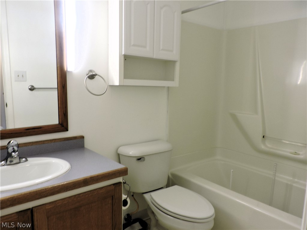 26740 Lake Of The Falls Boulevard Olmsted Falls OH 44138