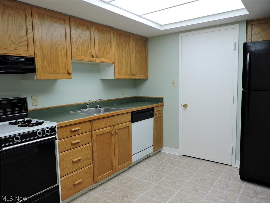 26740 Lake Of The Falls Boulevard Olmsted Falls OH 44138