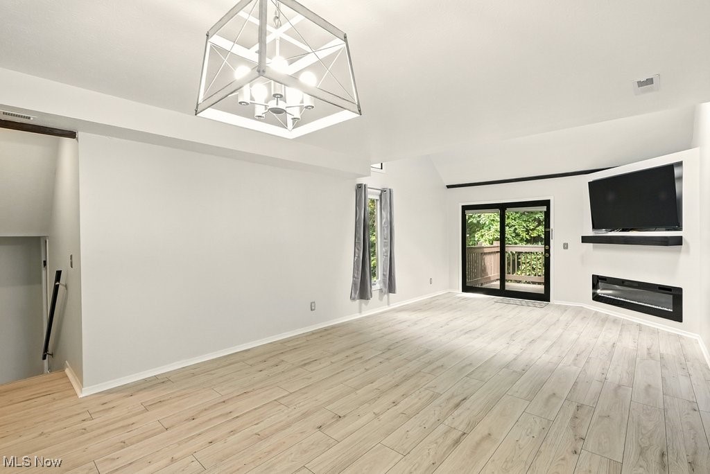 4695 Mayfield Road South Euclid OH 44121