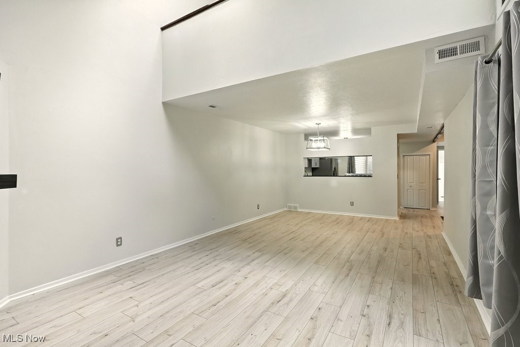 4695 Mayfield Road South Euclid OH 44121