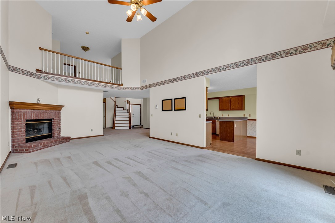 120 Ambleside Way Amherst OH 44001