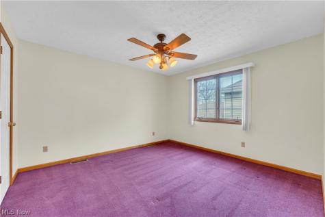 120 Ambleside Way Amherst OH 44001