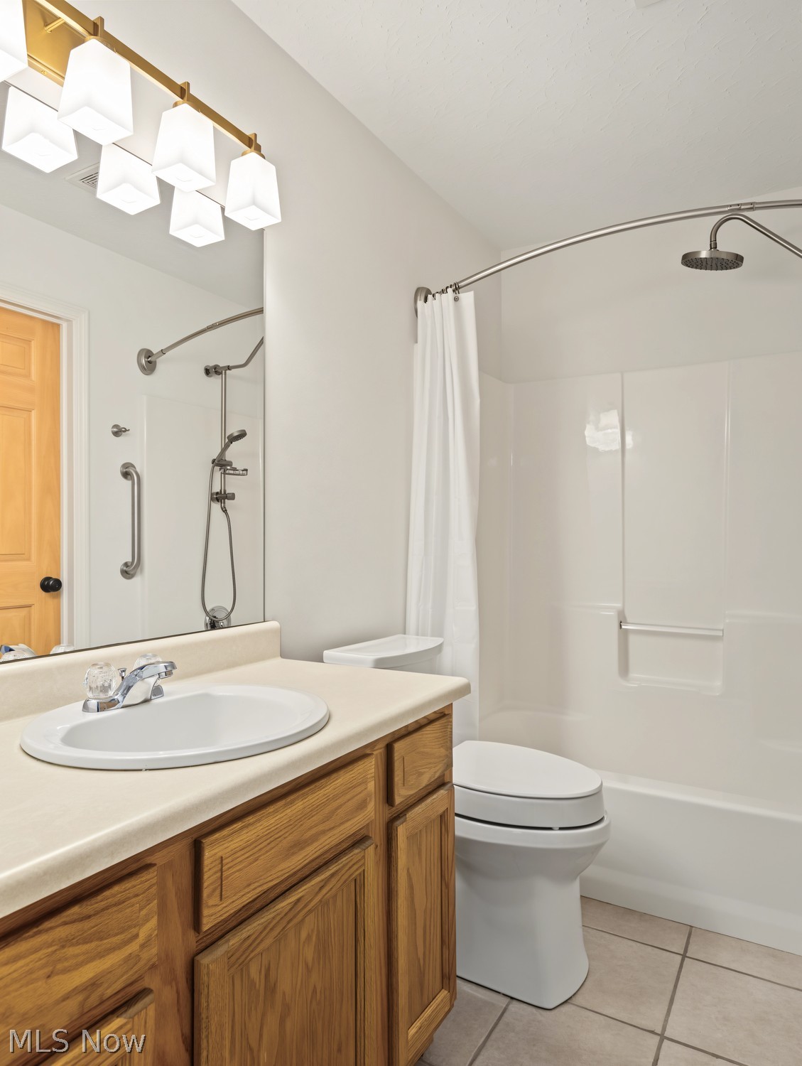1378 Waters Edge Drive Akron OH 44313