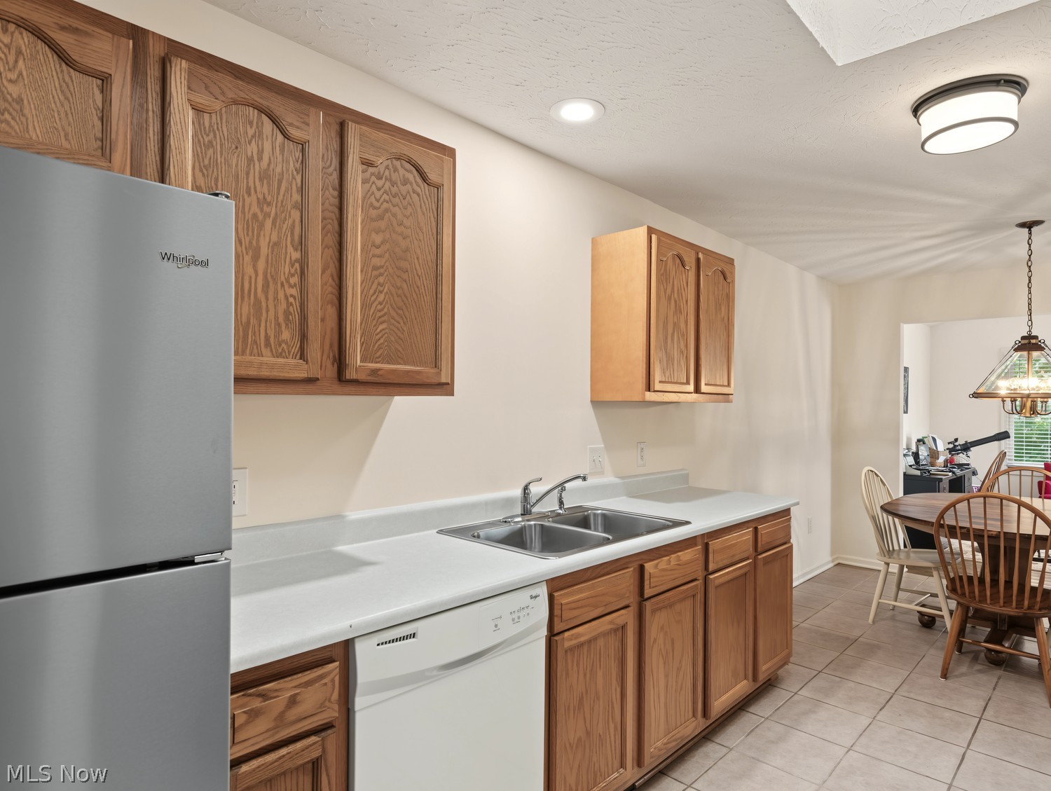 1378 Waters Edge Drive Akron OH 44313