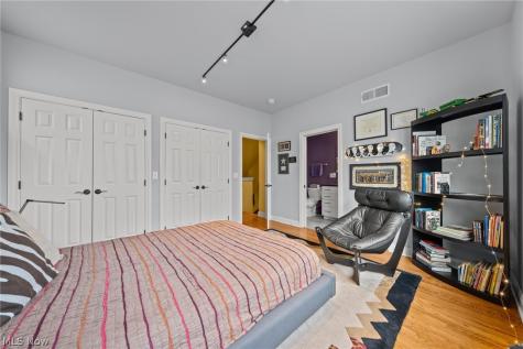 1589 E 118th Street Cleveland OH 44106