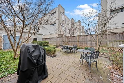 1589 E 118th Street Cleveland OH 44106