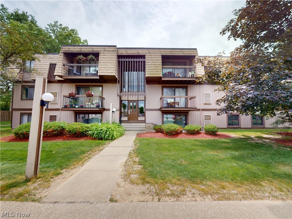 9510 Cove Drive North Royalton OH 44133