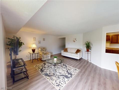 9510 Cove Drive North Royalton OH 44133