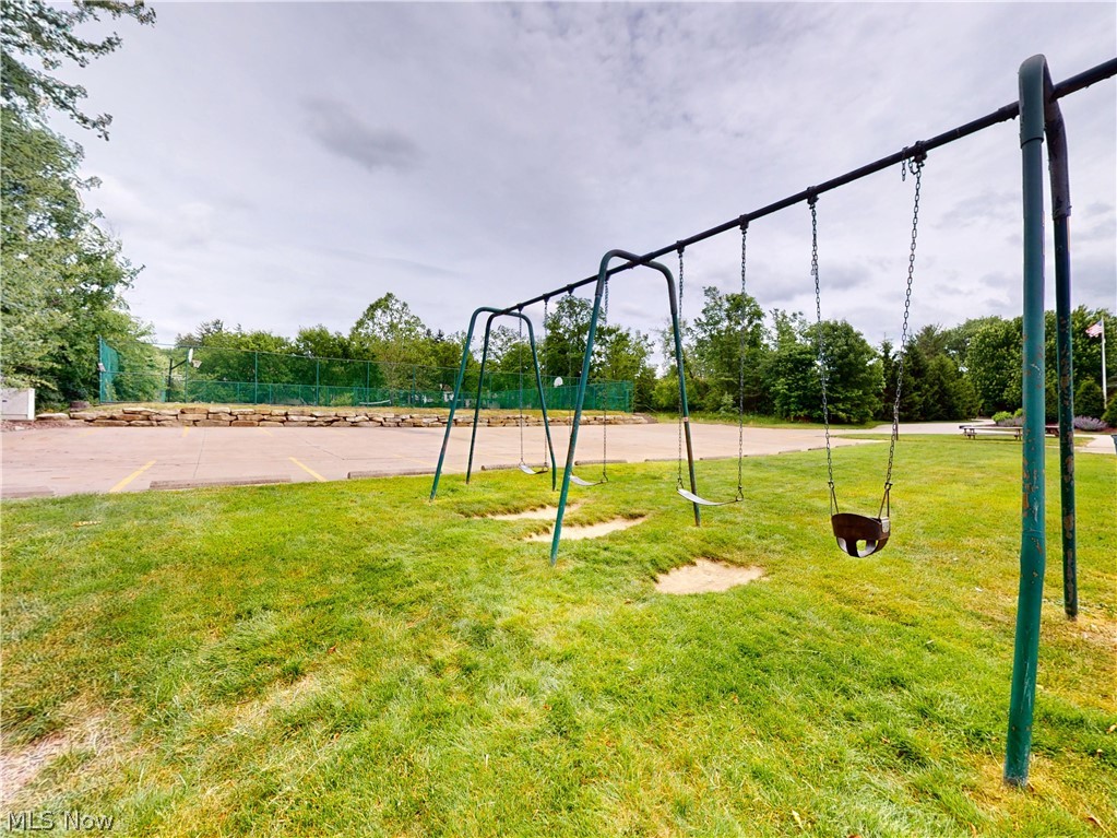 9510 Cove Drive North Royalton OH 44133