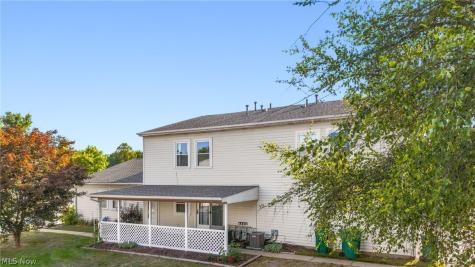 2547 Royal County Down Uniontown OH 44685