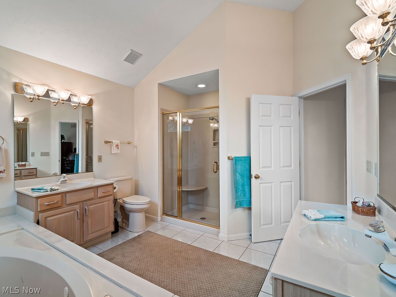 3783 Trenton Court Westlake OH 44145
