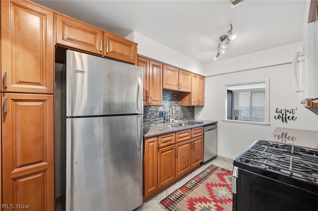 12900 Lake Avenue Lakewood OH 44107