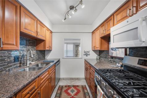 12900 Lake Avenue Lakewood OH 44107