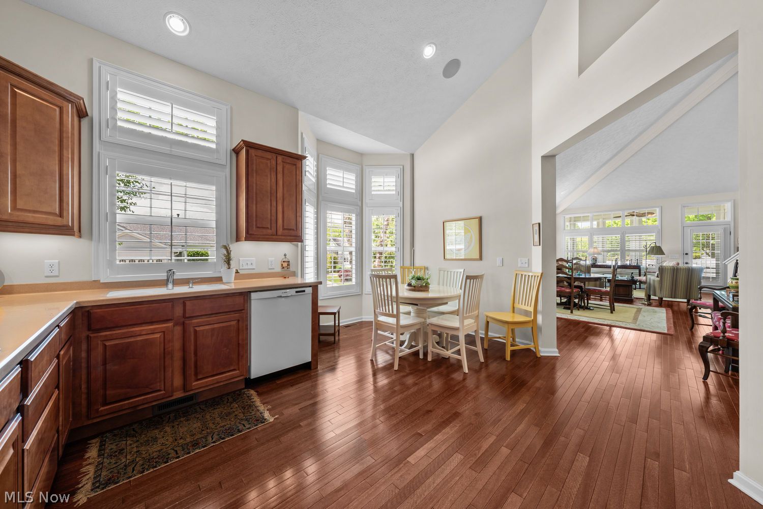 285 Blossom Lane Chagrin Falls OH 44022