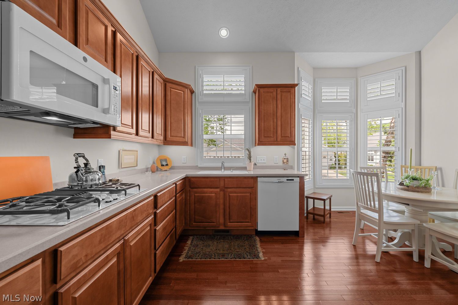 285 Blossom Lane Chagrin Falls OH 44022