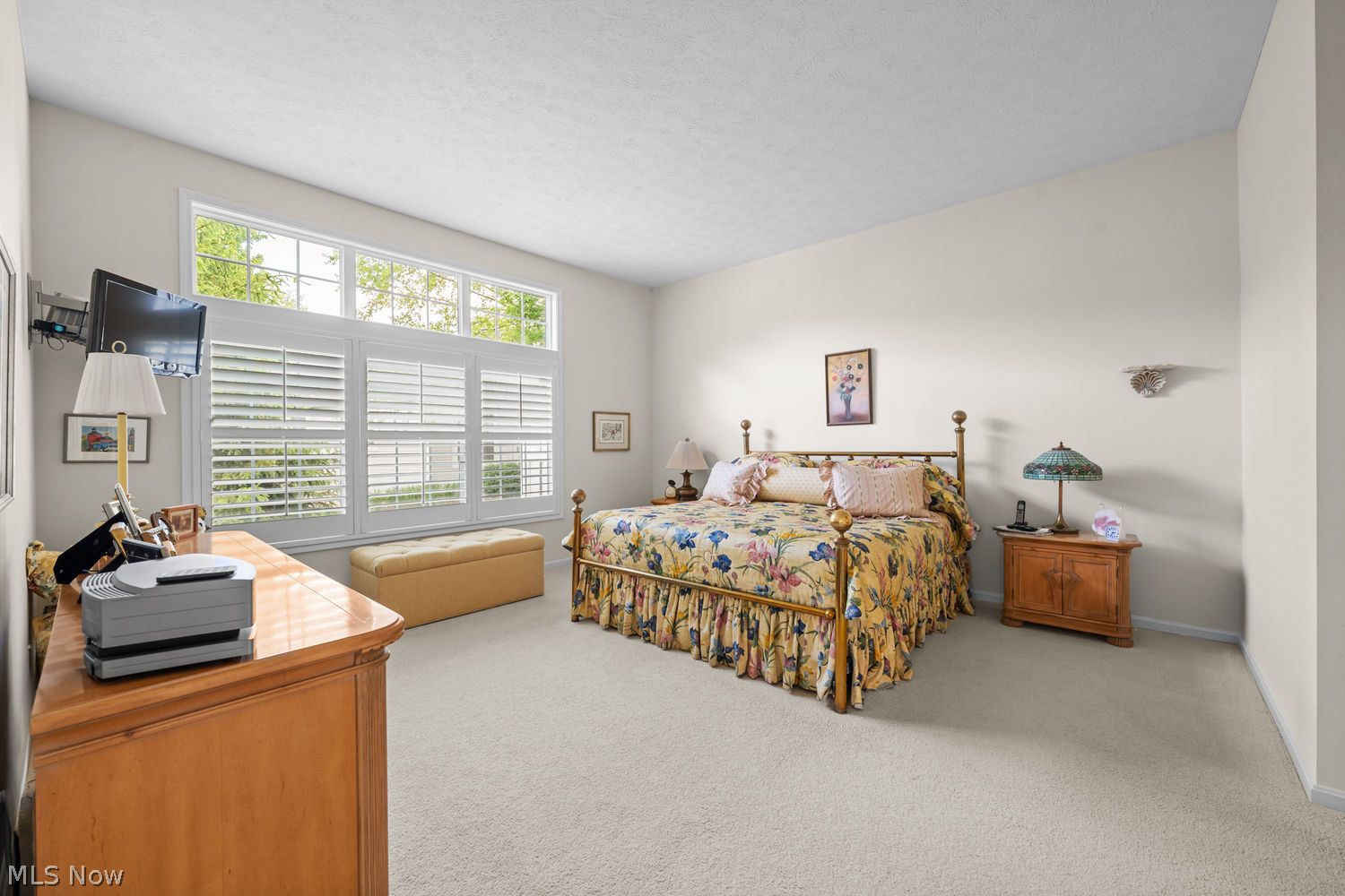 285 Blossom Lane Chagrin Falls OH 44022