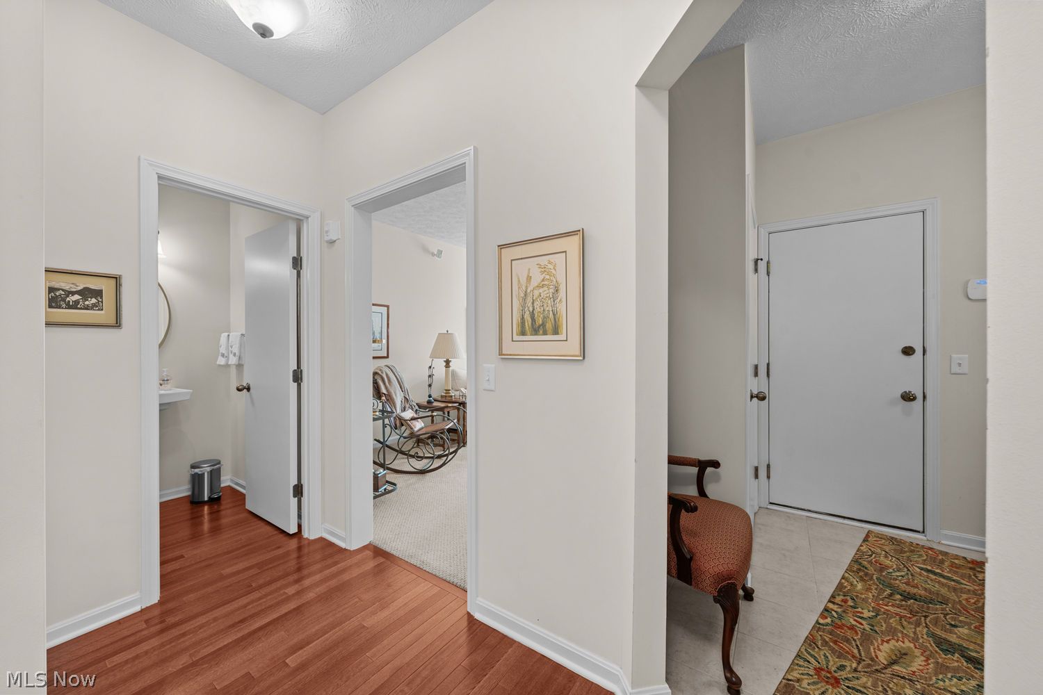 285 Blossom Lane Chagrin Falls OH 44022