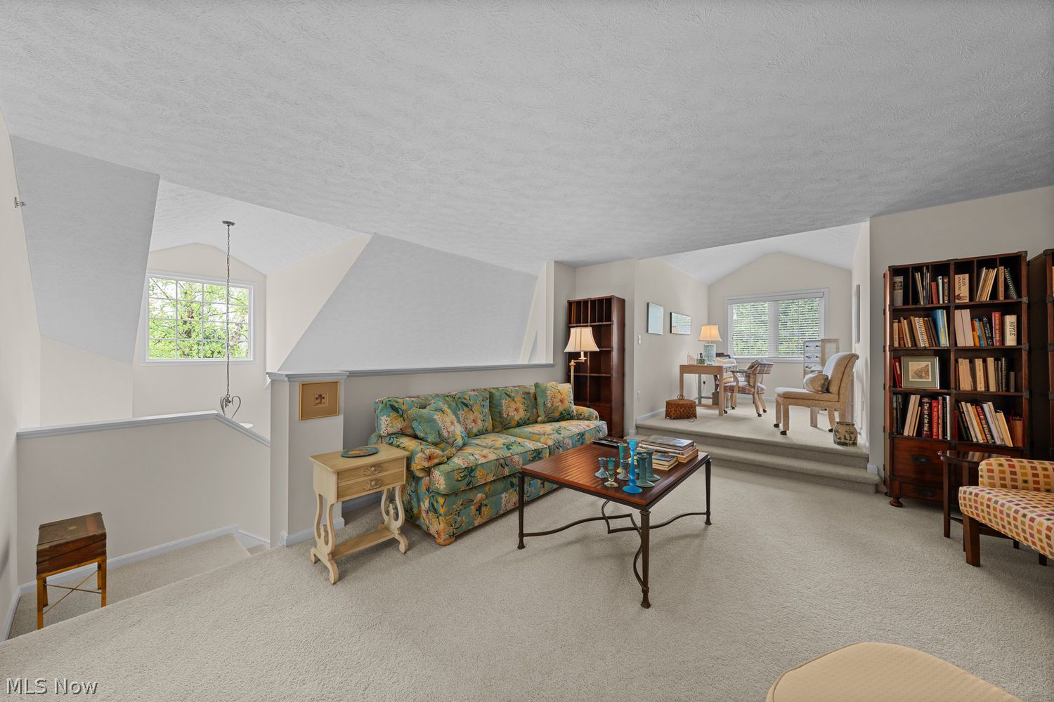 285 Blossom Lane Chagrin Falls OH 44022