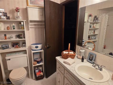 3706 Addington Court Fairview Park OH 44126
