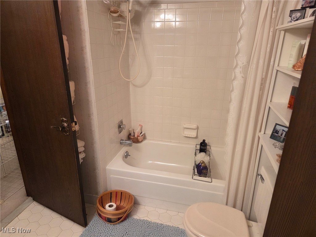 3706 Addington Court Fairview Park OH 44126