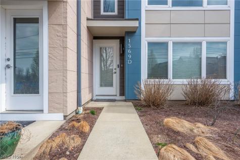 1569 E 118th Street Cleveland OH 44106