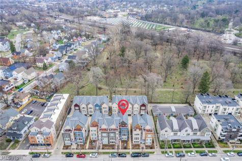 1569 E 118th Street Cleveland OH 44106