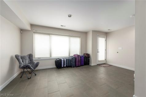 1569 E 118th Street Cleveland OH 44106