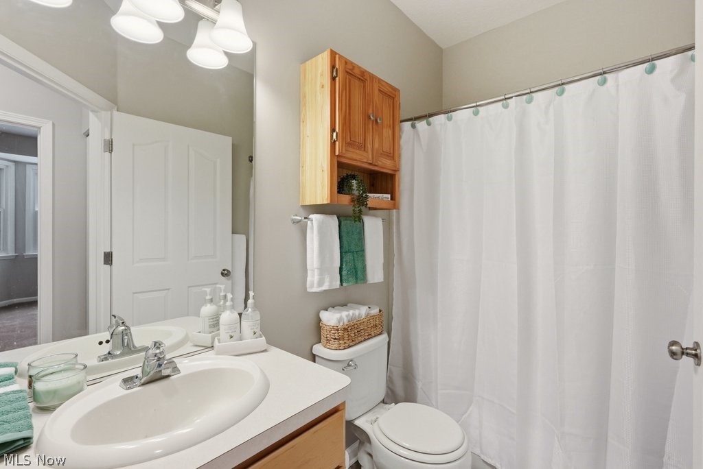 391 Stone Bridge Drive Sagamore Hills OH 44067