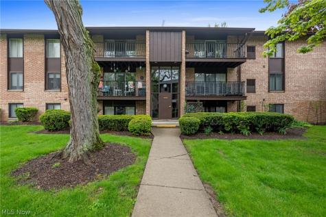 16395 Heather Lane Middleburg Heights OH 44130