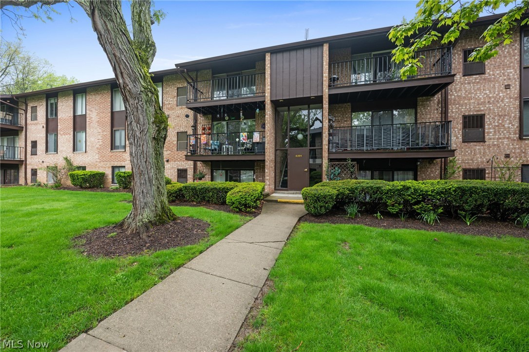 16395 Heather Lane Middleburg Heights OH 44130