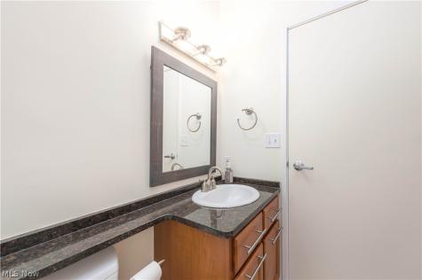 1133 W 9th Street Cleveland OH 44113