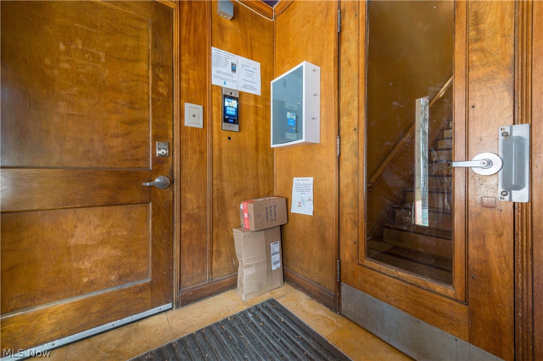 1133 W 9th Street Cleveland OH 44113