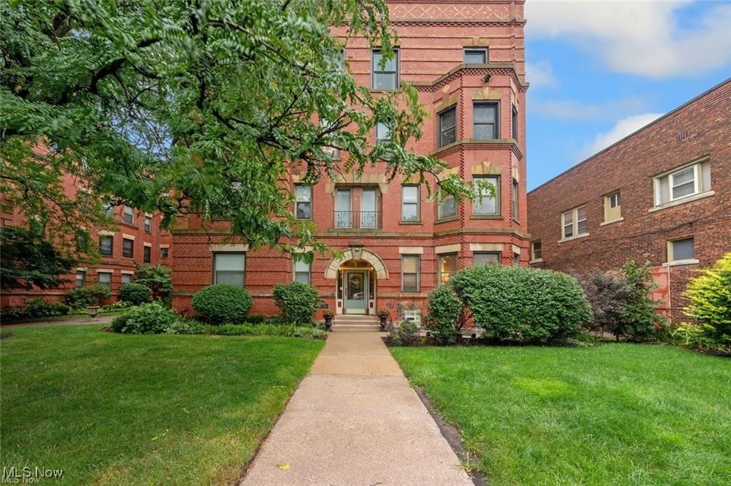 11014 Detroit Avenue Cleveland OH 44102