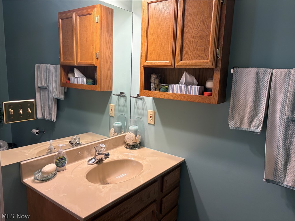 1821 Saddlebrook Circle Wooster OH 44691
