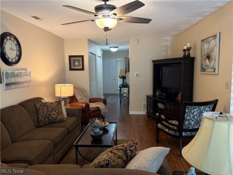 1821 Saddlebrook Circle Wooster OH 44691