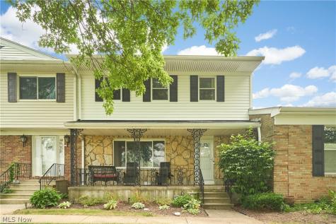 2086 Beechtree Drive Uniontown OH 44685