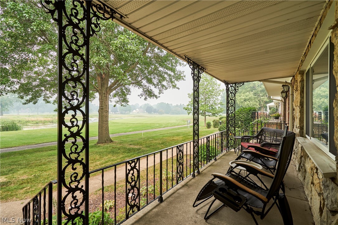 2086 Beechtree Drive Uniontown OH 44685