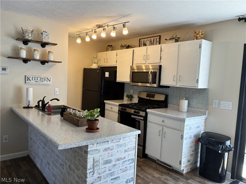 3184 Deer Trail Cortland OH 44410